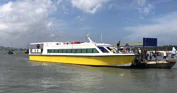 Canô - thuyền - Tàu cao tốc 100 khách,  25m80 