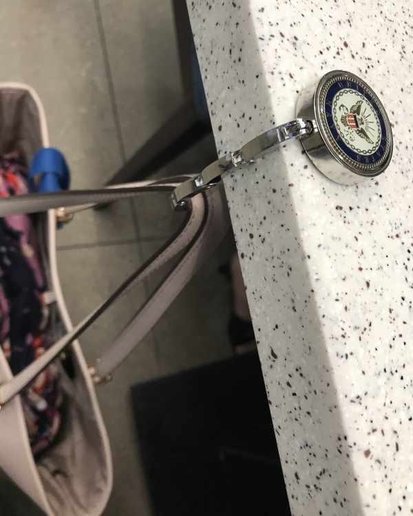 Vật dụng - Móc túi xách